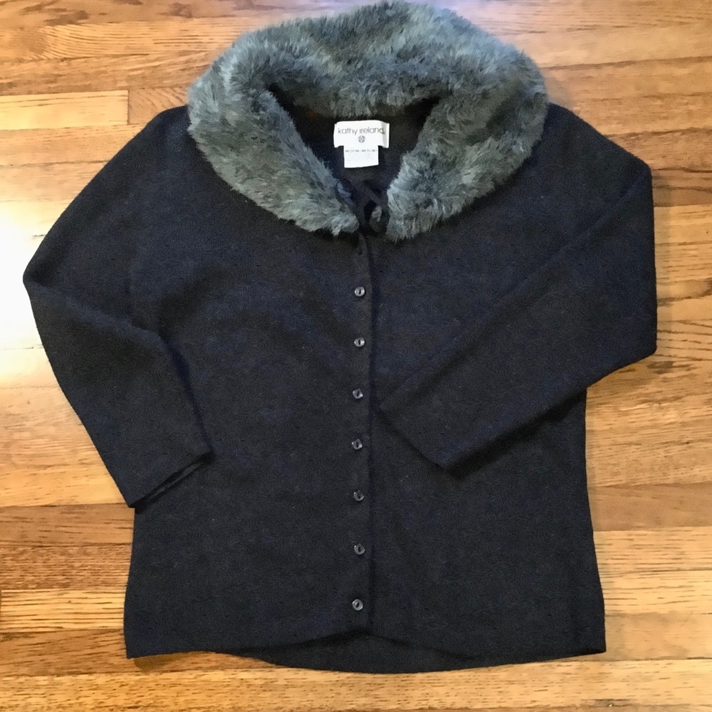 Faux fur collar wool sweater top